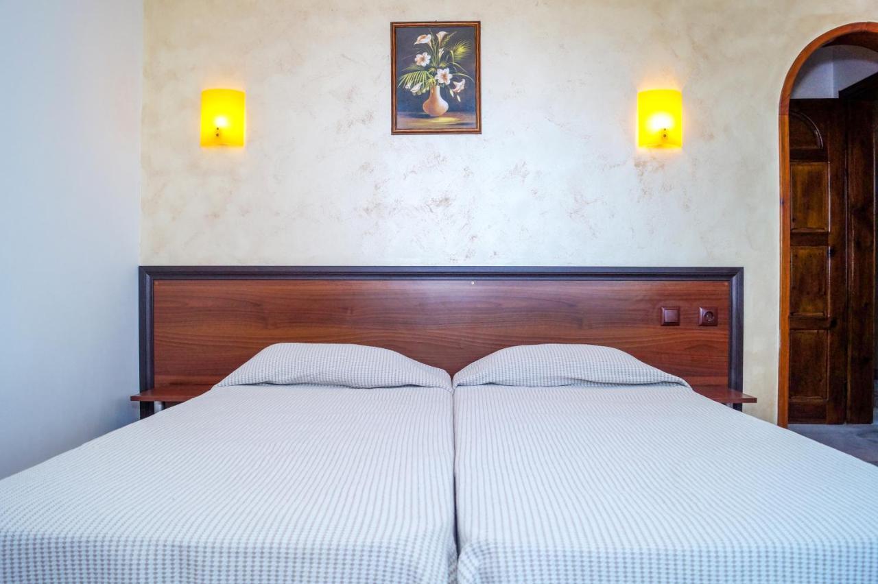 אובזור Chrystal Guest House מראה חיצוני תמונה