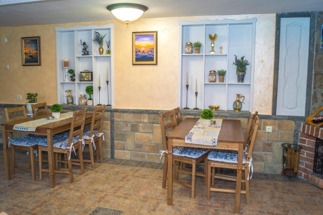 אובזור Chrystal Guest House מראה חיצוני תמונה